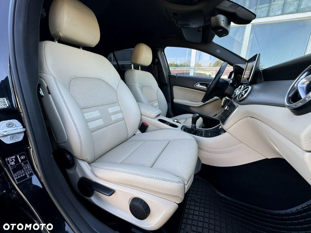 Mercedes-Benz GLA 180 (CDI) d - 36