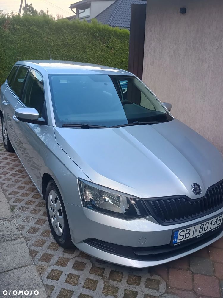 Skoda Fabia 1.2 TSI Active - 4