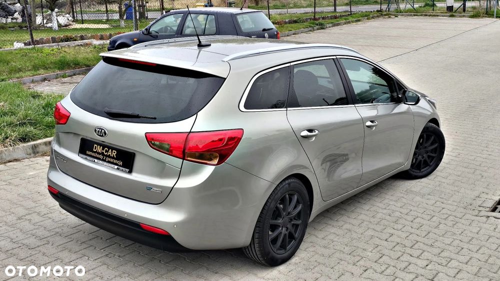 Kia Ceed 1.6 GDI Platinum Edition - 16