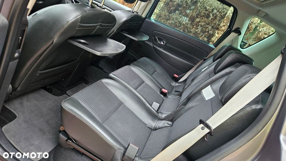 Renault Scenic - 21