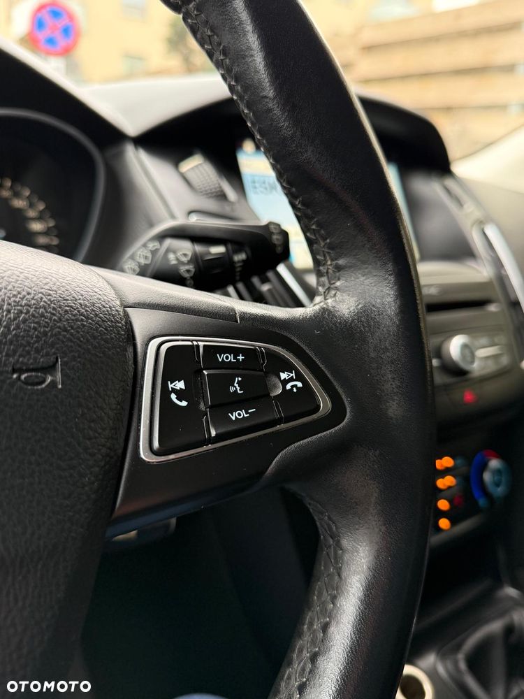 Ford Focus 1.5 EcoBlue Start-Stopp-System COOL&CONNECT - 27