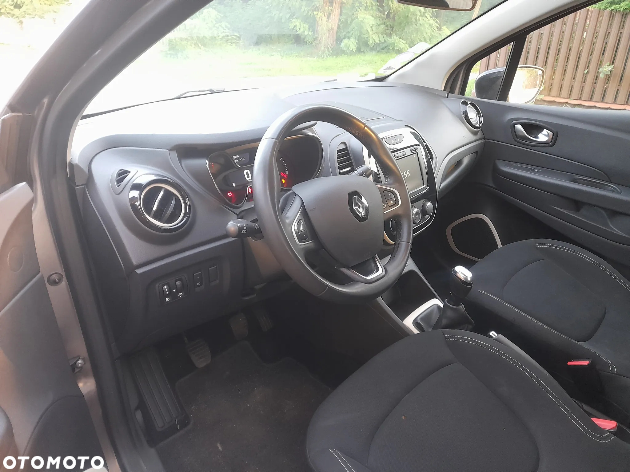 Renault Captur - 14
