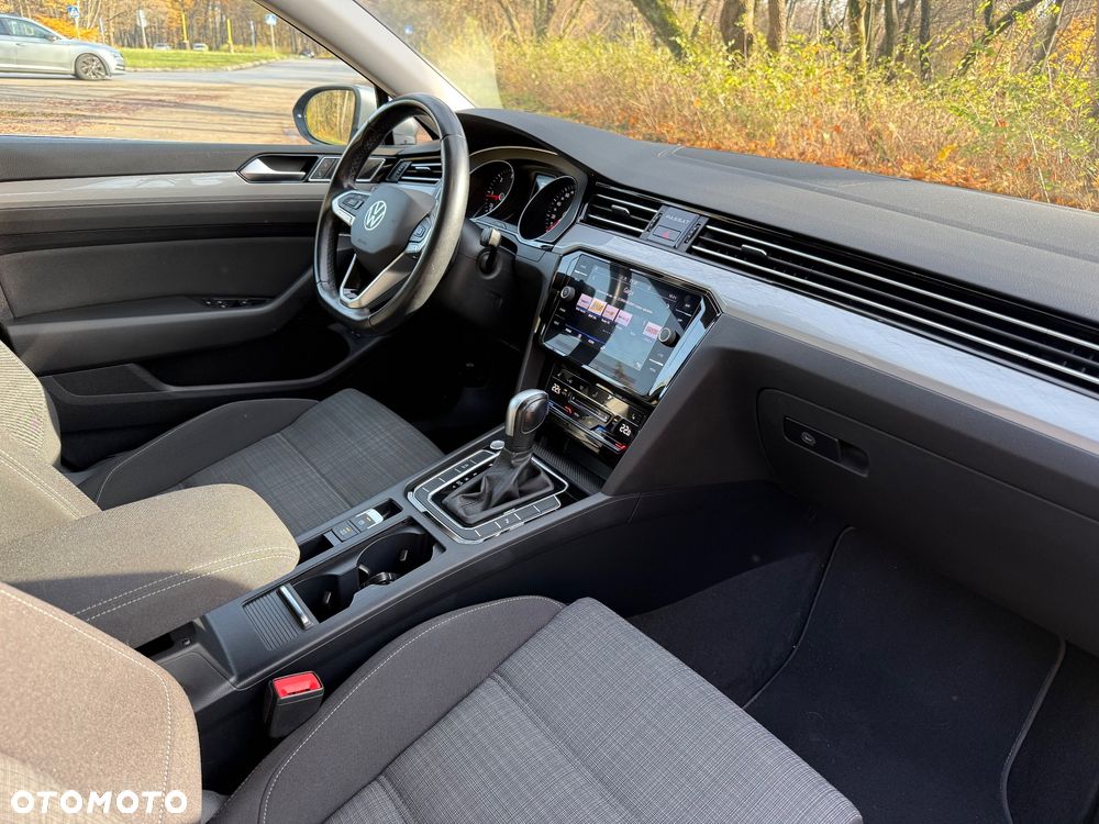 Volkswagen Passat Variant 2.0 TDI EVO Business DSG - 19