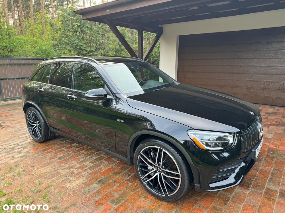Mercedes-Benz GLC - 4