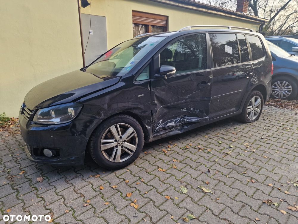 Volkswagen Touran 2.0 TDI DPF BlueMotion Technology DSG MATCH - 4