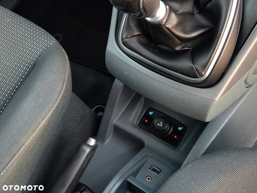 Ford Grand C-MAX 2.0 TDCi Champions Edition - 33