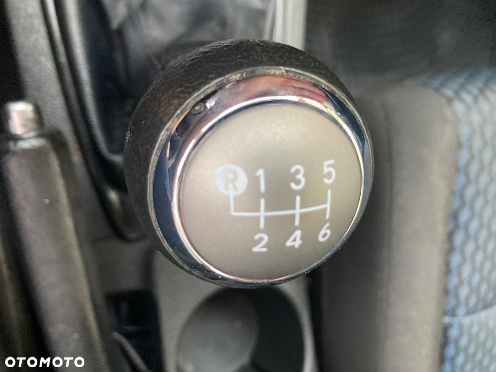 Toyota Auris 1.33 VVT-i Life Comfort - 10