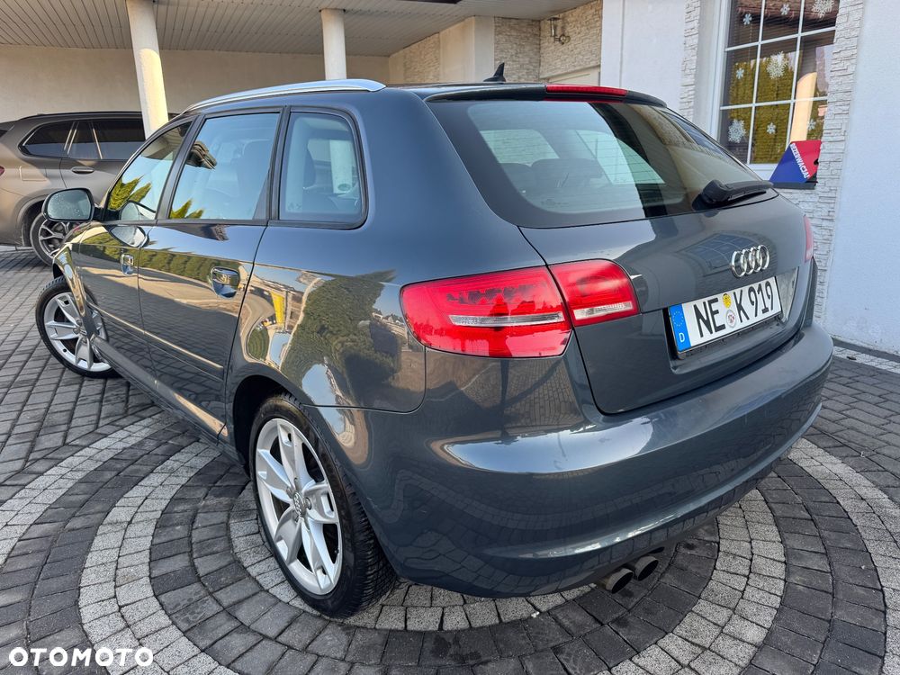 Audi A3 Sportback 2.0 TDI DPF (DSG) S tronic Attraction - 4