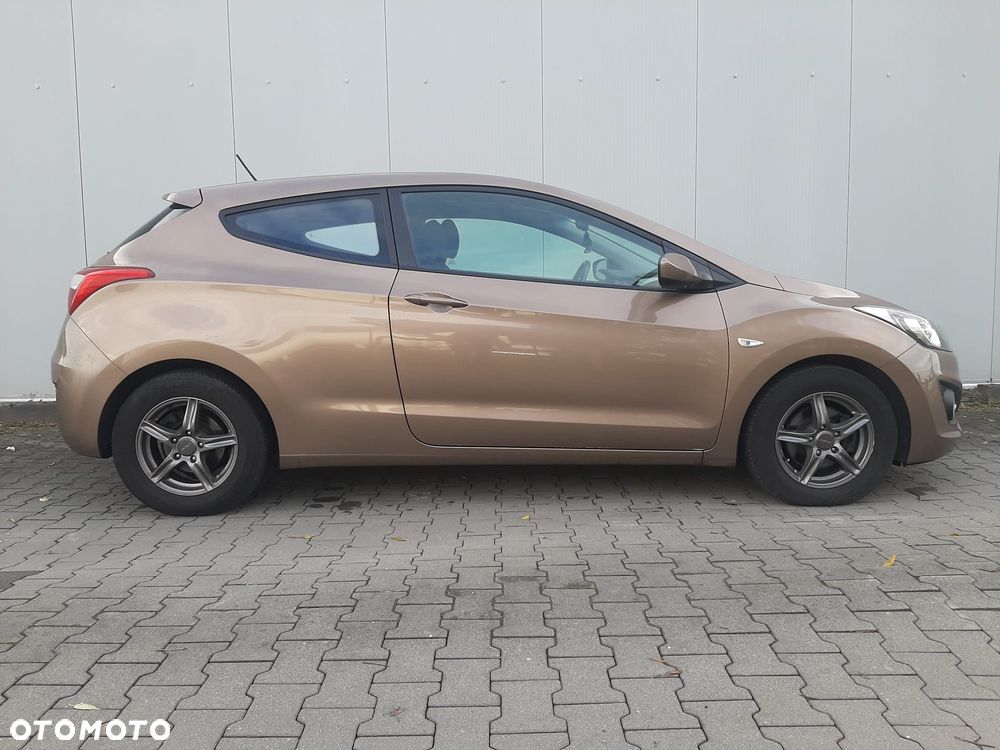 Hyundai i30 1.4 Premium - 2