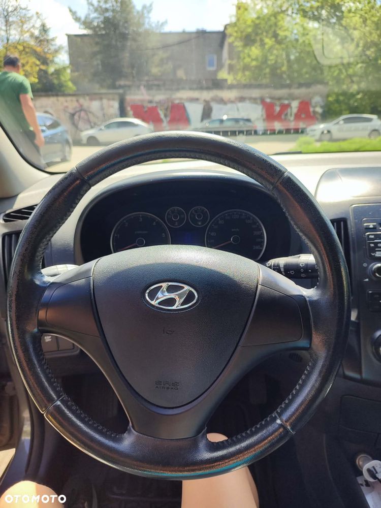 Hyundai i30 1.6 CRDi Base - 4