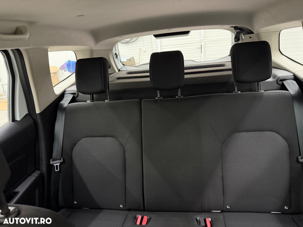 Dacia Duster 1.5 Blue dCi 4WD Comfort - 9