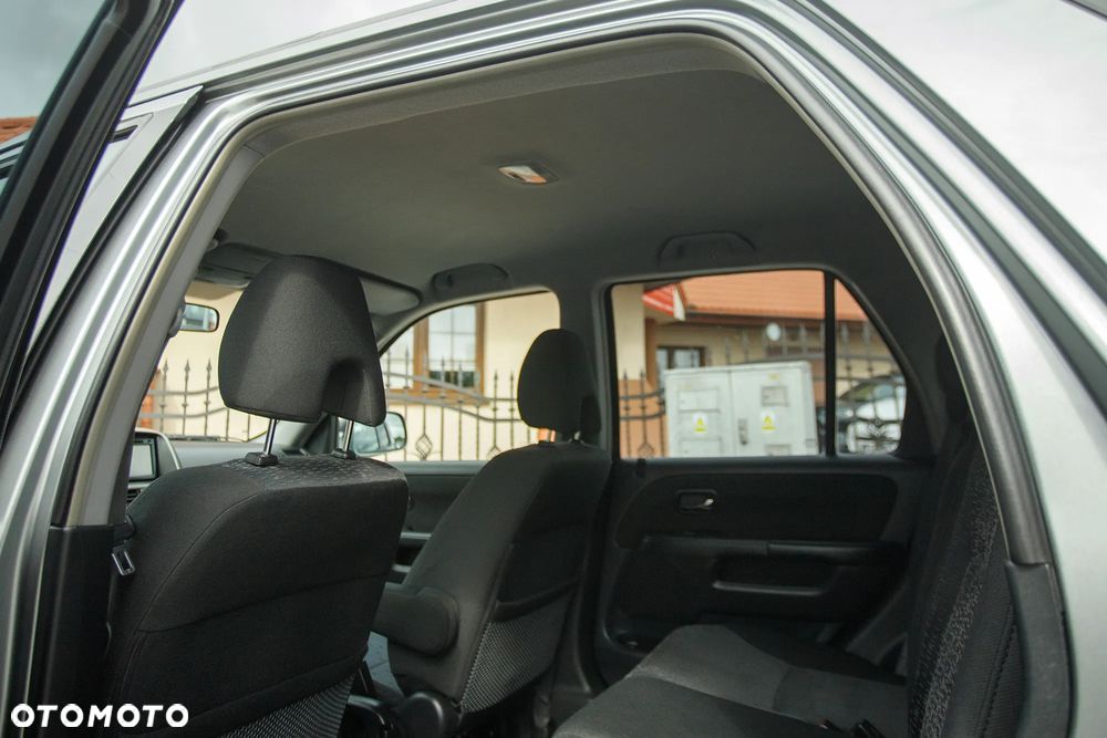 Honda CR-V 2.0i Executive - 23