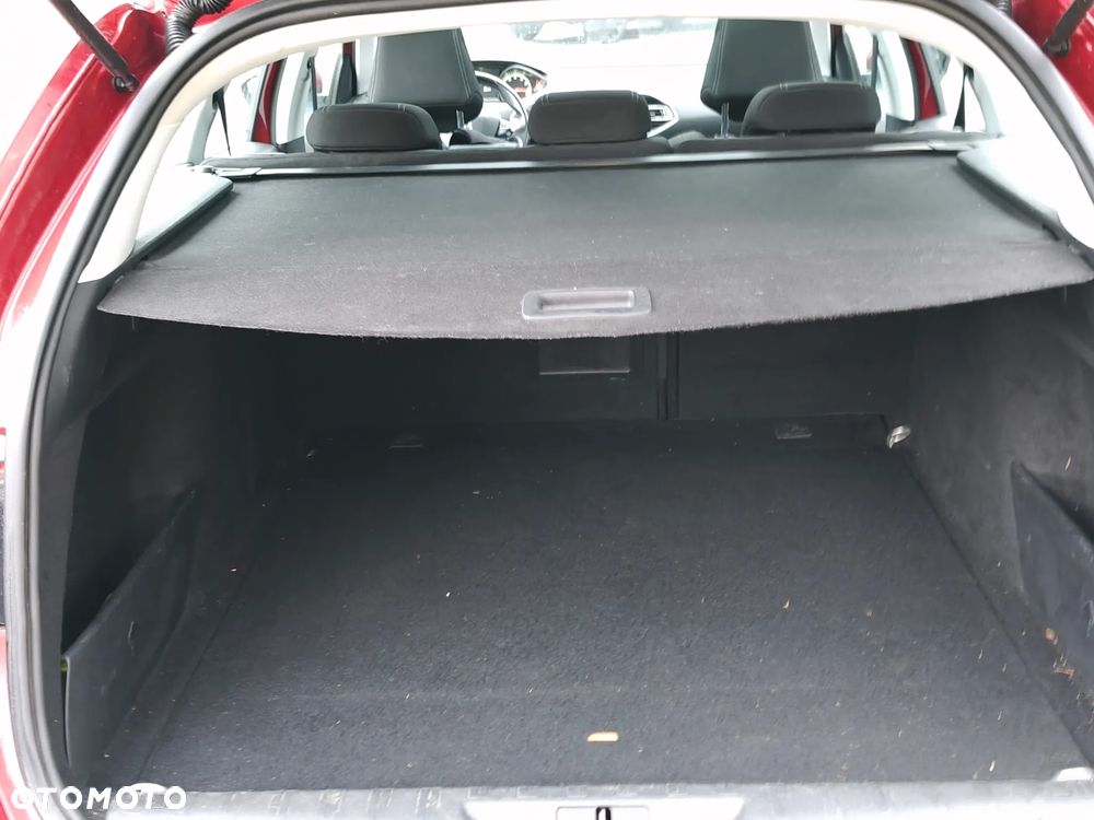 Peugeot 308 130 e-THP Stop & Start Allure - 19