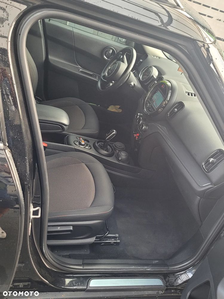 MINI Countryman One D - 11