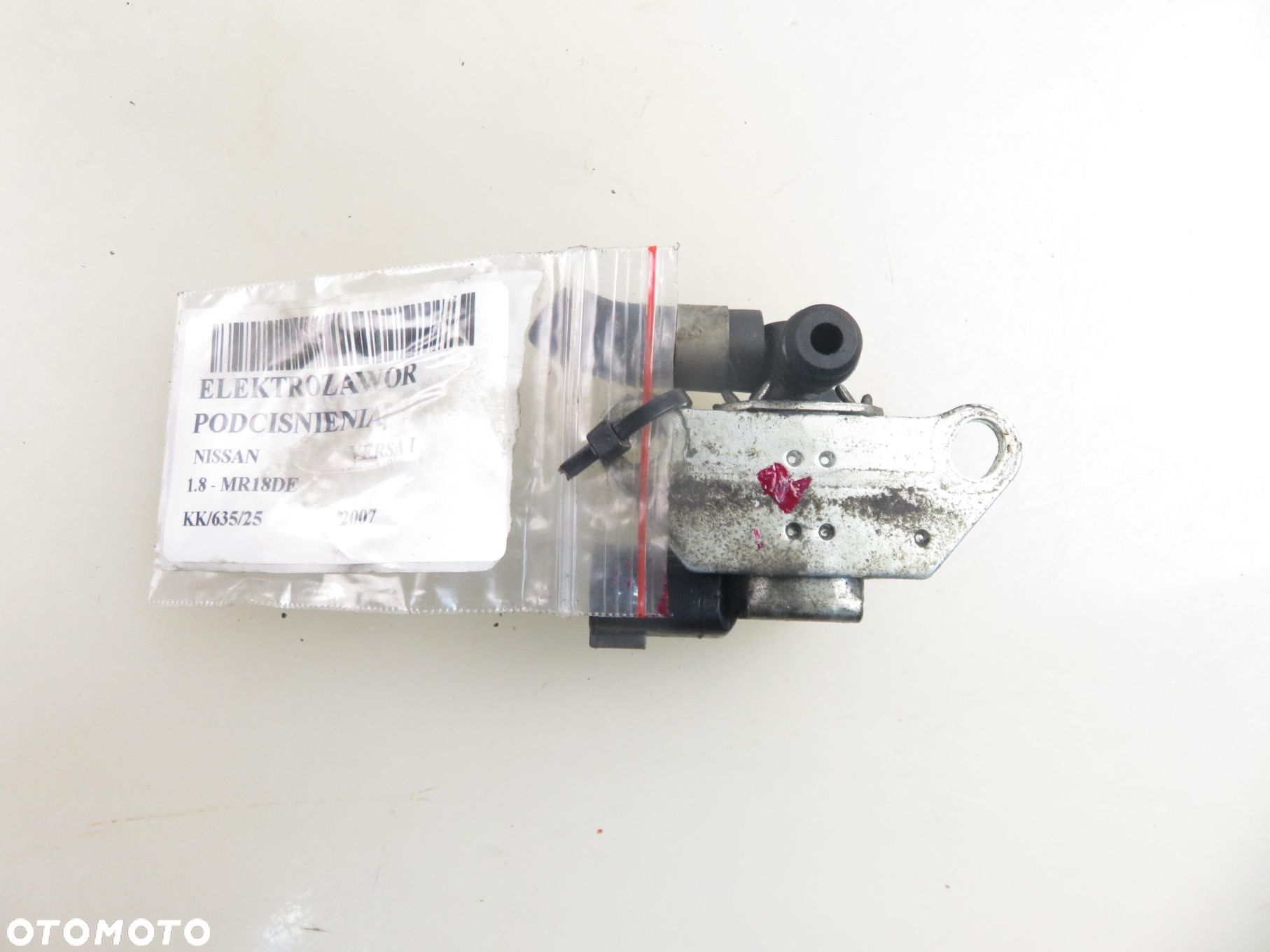 ZAWÓR PODCIŚNIENIA NISSAN VERSA I 1.8 - MR18DE K5T46695 2PIN - 6