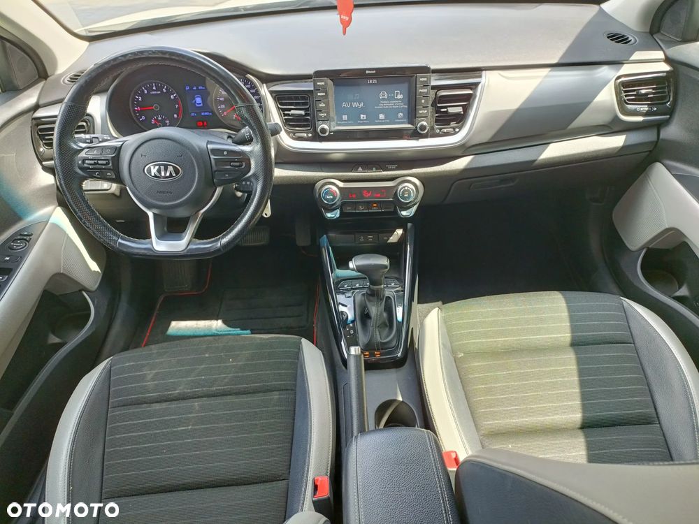 Kia Stonic 1.0 T-GDI L - 11