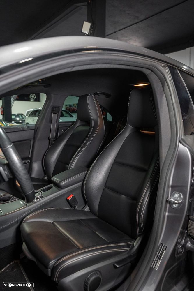 Mercedes-Benz CLA 200 d Aut. - 31