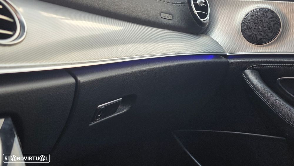 Mercedes-Benz E 220 d AMG Line - 27