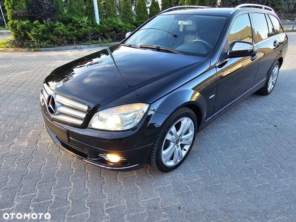 Mercedes-Benz Klasa C 180 BlueEFFICIENCY Avantgarde - 32
