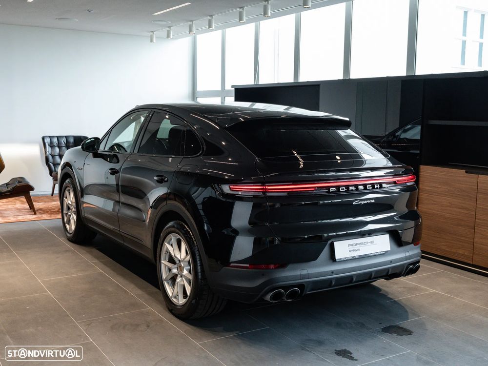 Porsche Cayenne Coupé E-Hybrid - 11