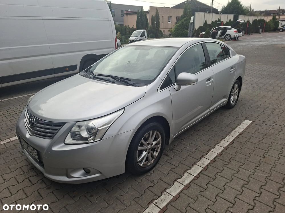 Toyota Avensis - 3