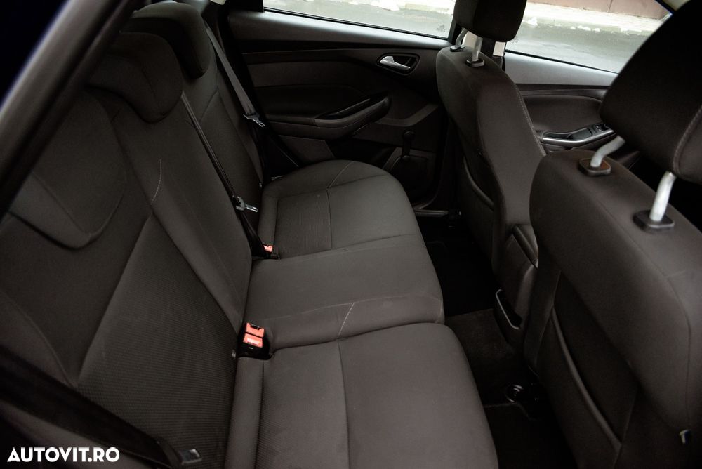 Ford Focus 1.0 EcoBoost Trend - 18