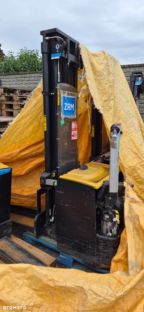 Paleciak Cat Caterpillar wysokiego składowania NSP16n2I  baterie trakcyjne 24v - 2