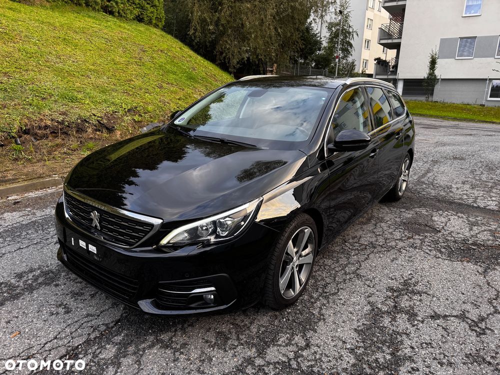 Peugeot 308 130 e-THP Stop & Start Allure - 2