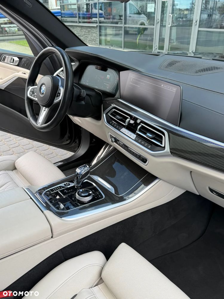 BMW X5 xDrive40i mHEV - 8