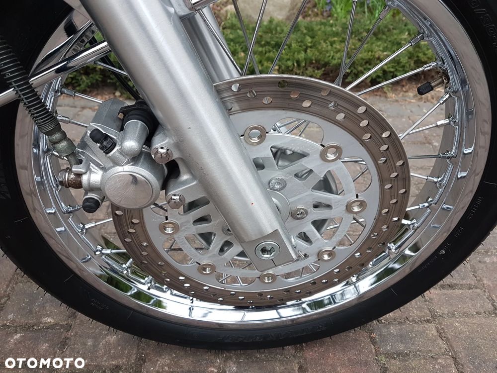 Kawasaki Estrella - 11