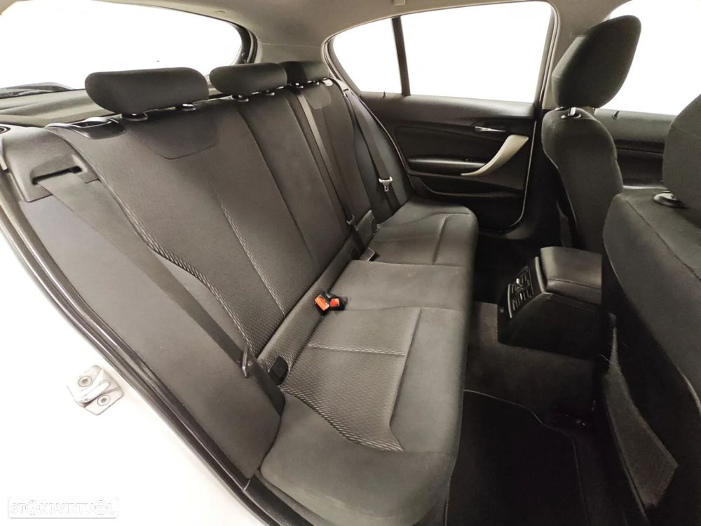 BMW 116 dA Line Sport - 10