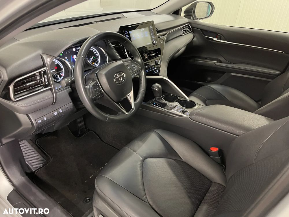 Toyota Camry 2.5 Hybrid Business - 5