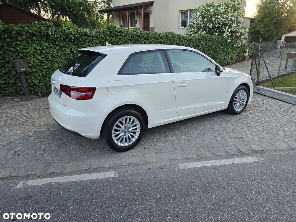 Audi A3 3-drzwiowe 1.4T FSI Attraction - 4