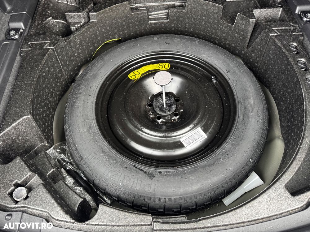 Land Rover Discovery Sport 2.0 D180 MHEV SE - 26