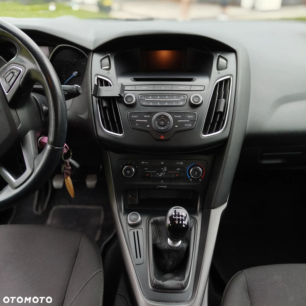 Ford Focus 1.5 TDCi Trend - 10