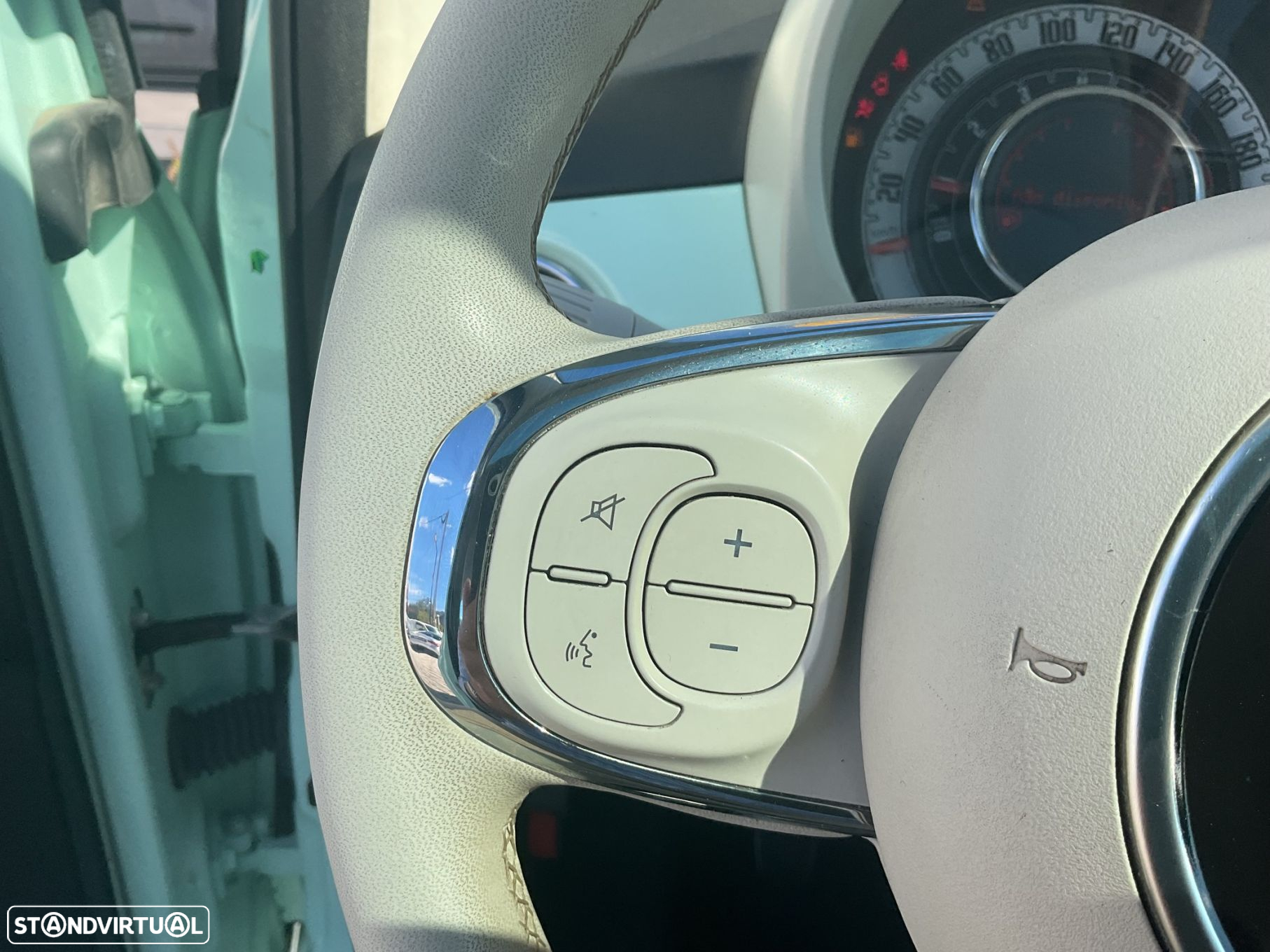 Fiat 500 1.0 Hybrid Lounge - 31