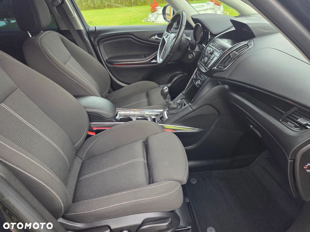 Opel Zafira Tourer 2.0 CDTI ecoFLEX Start/Stop Business Innovation - 21