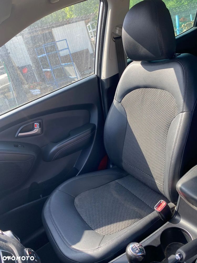 Hyundai ix35 1.7 CRDi Premium 2WD - 21