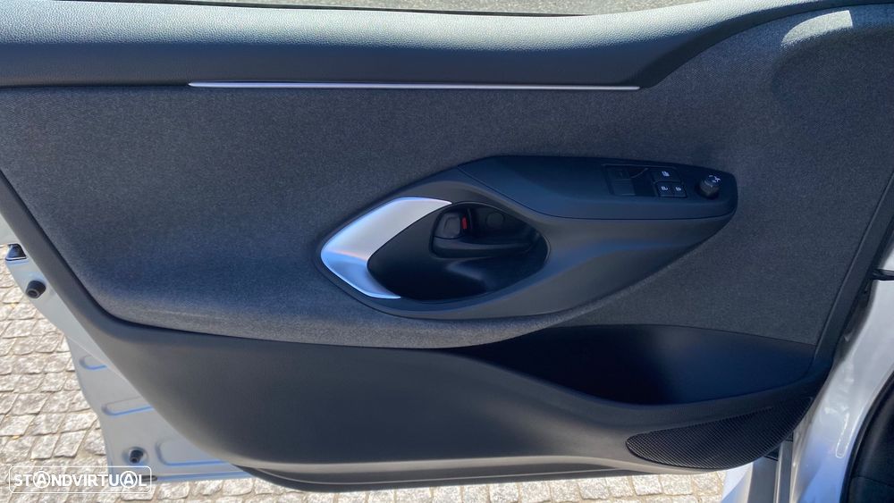 Toyota Yaris 1.5 HDF Comfort - 21