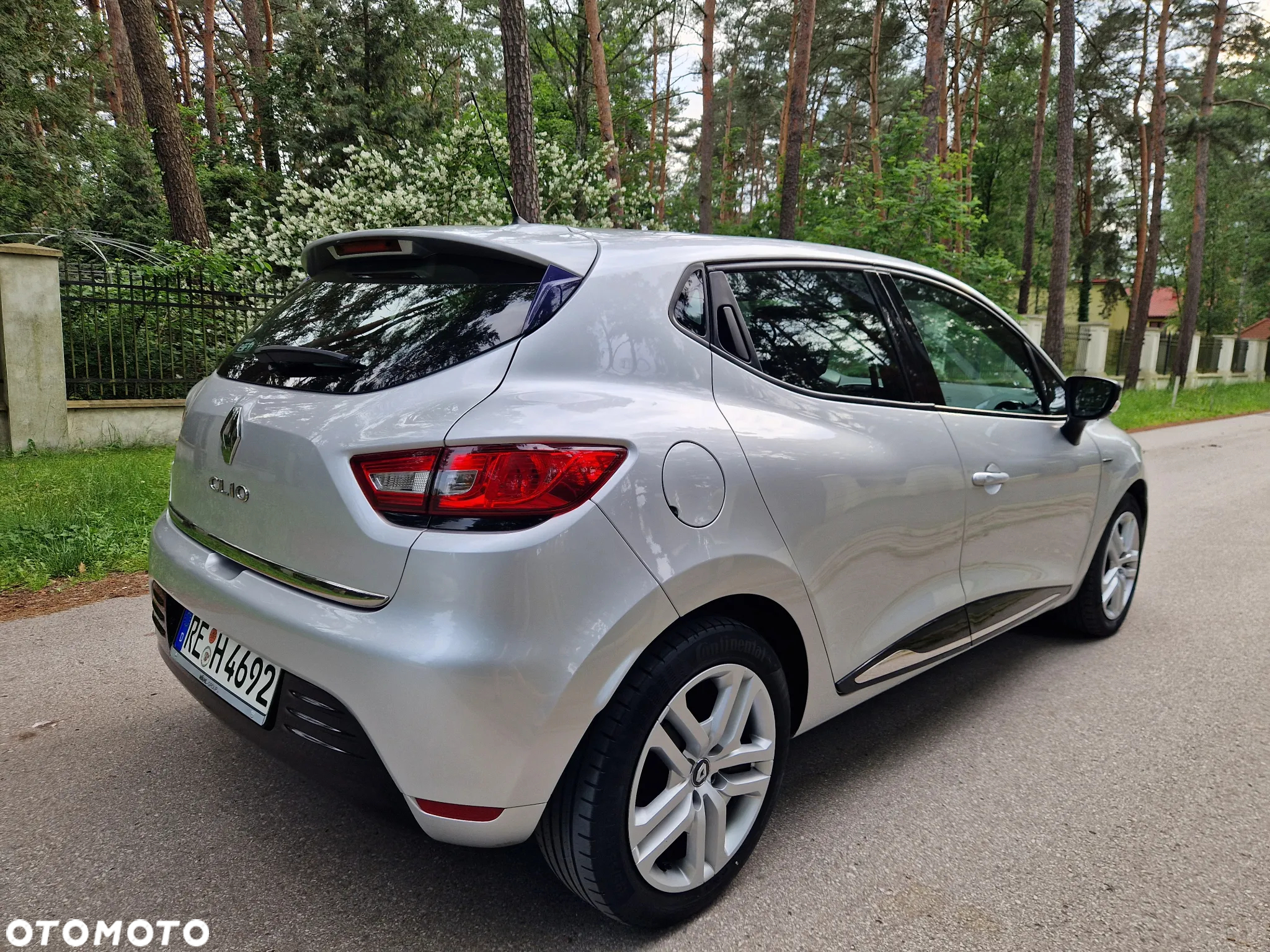 Renault Clio 1.2 16V Limited EU6 - 3