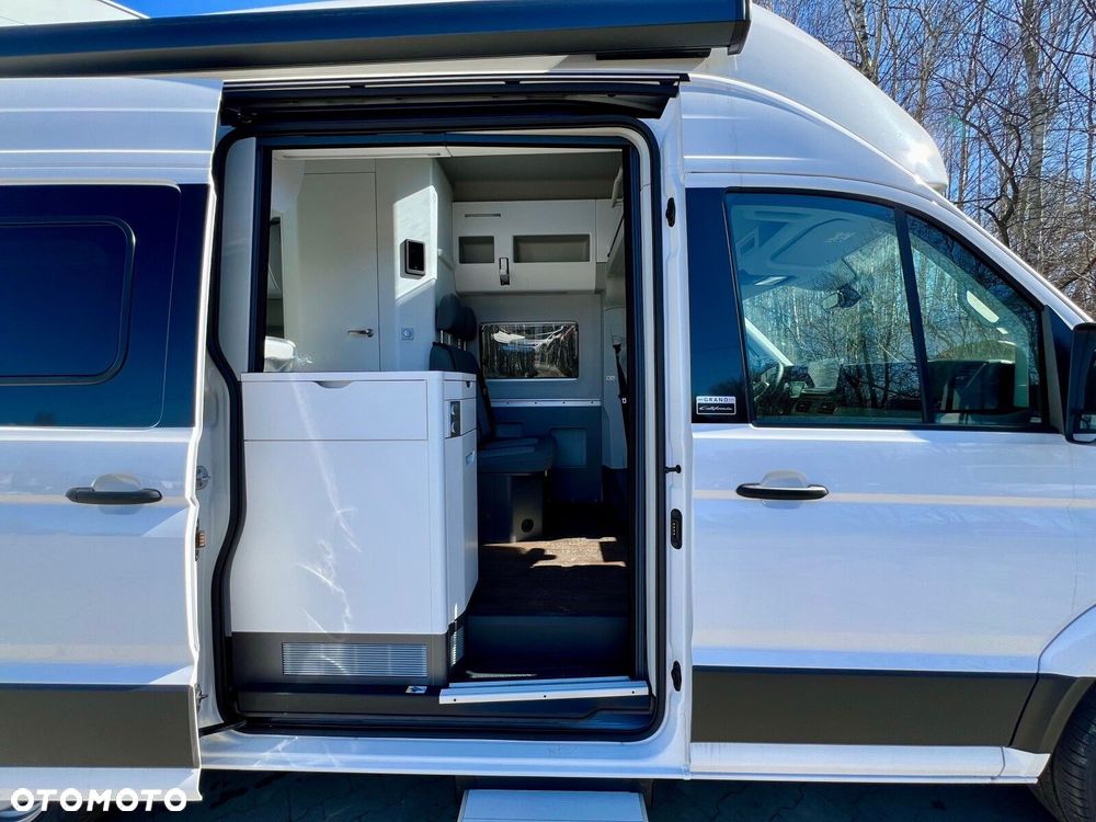 Volkswagen Grand California 600 silnik: 2,0 l TDI EU6 SCR BlueMotion Technology 130 kW skrzynia biegów: Przedni napęd automatyczna 8-biegowa rozstaw osi: 3640 mm - 9