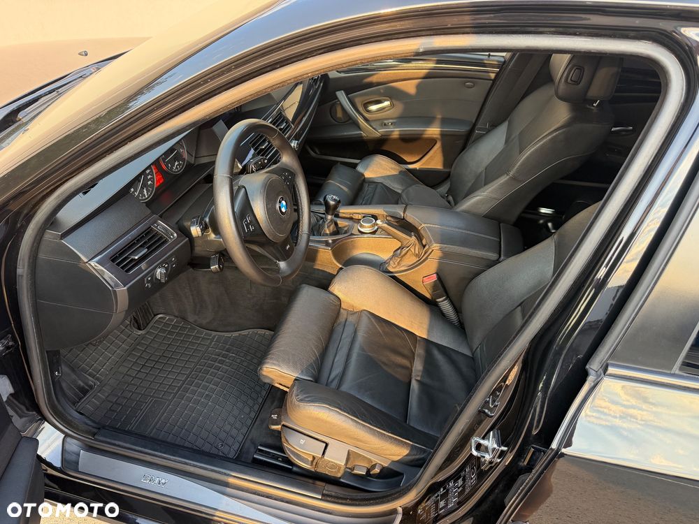 BMW Seria 5 525d Edition Lifestyle - 13