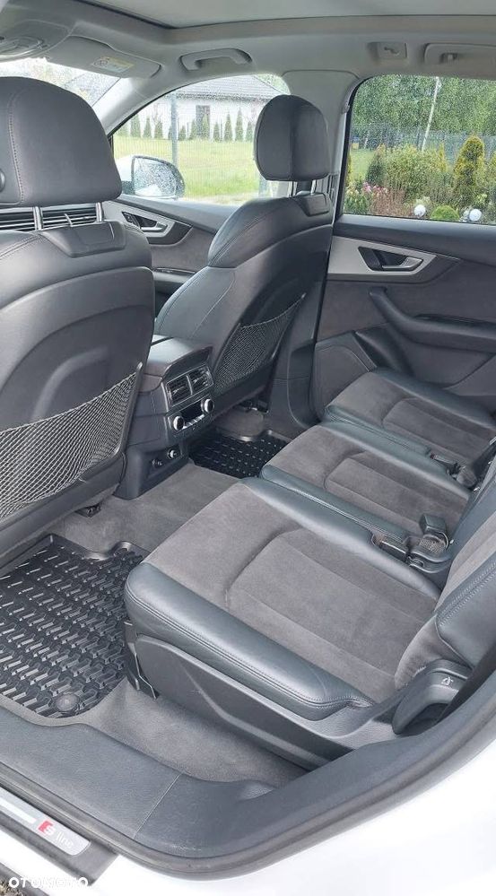 Audi Q7 - 6