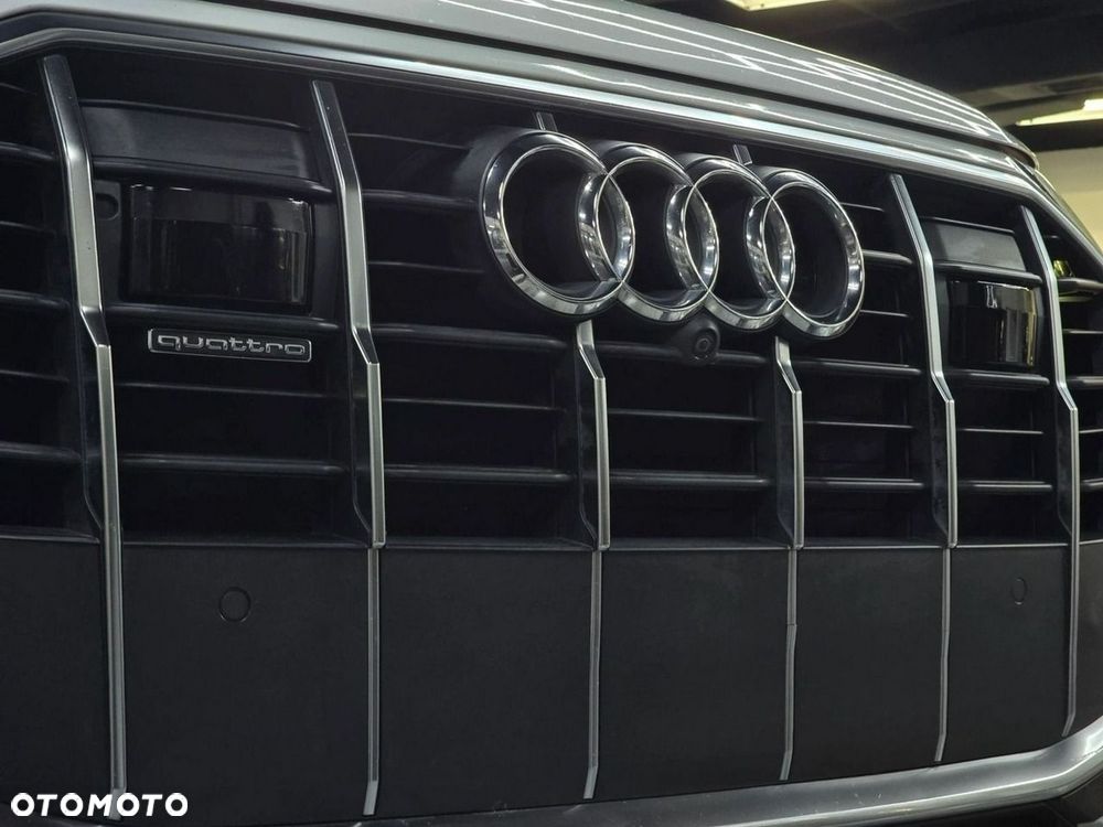 Audi Q7 - 12