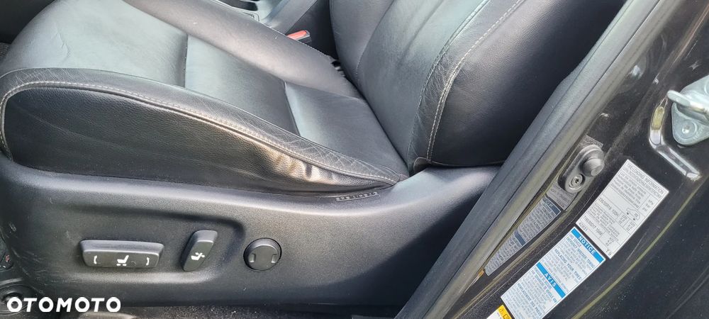 Toyota RAV4 - 24