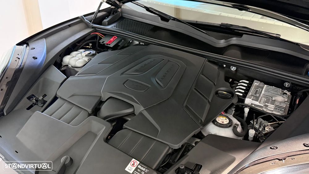 Porsche Cayenne S E-Hybrid - 39
