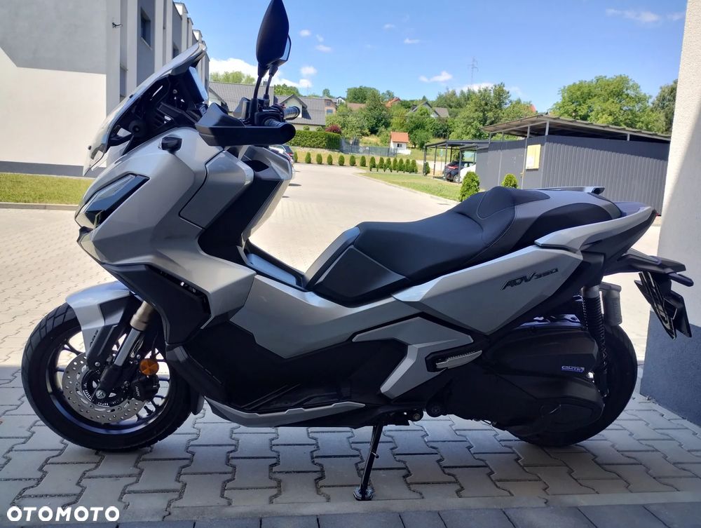 Honda ADV350 - 2