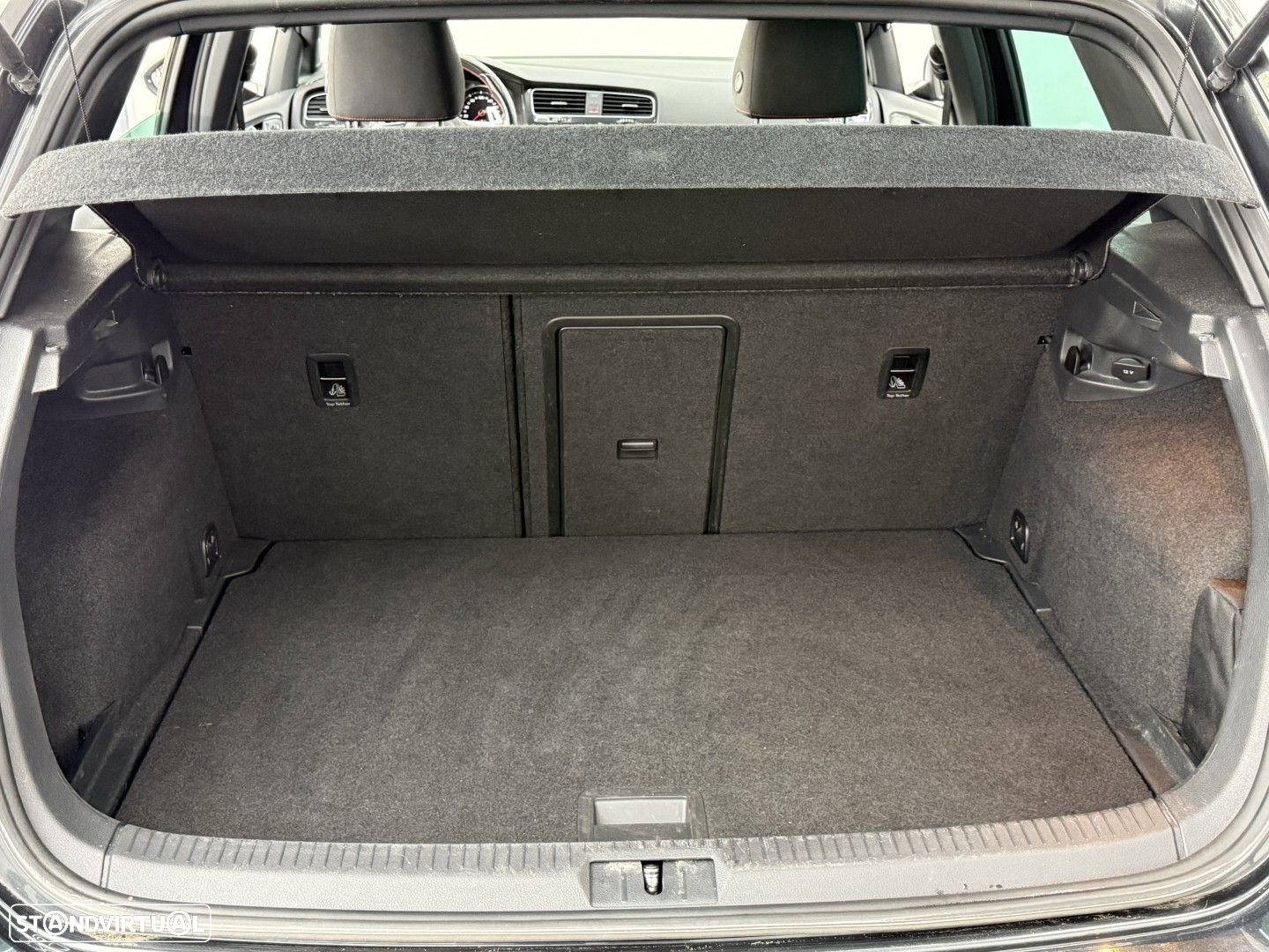 VW Golf 2.0 TSi GTi DSG - 36