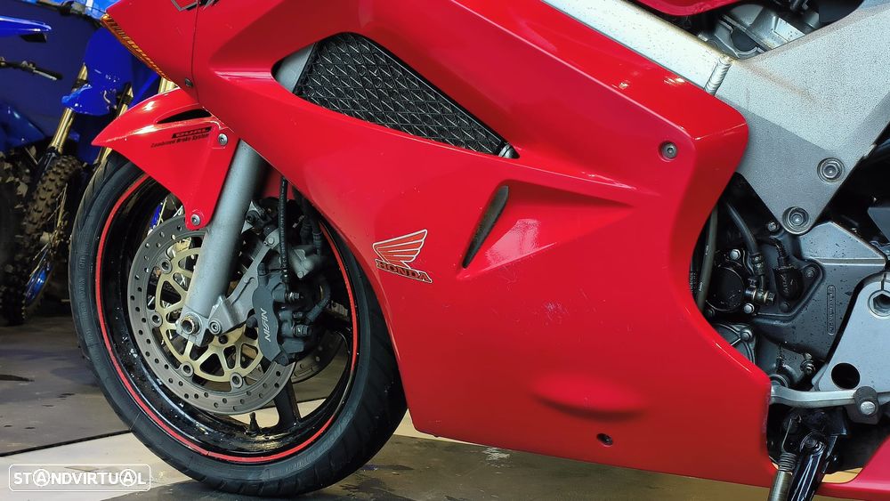 Honda VFR 800I - 12