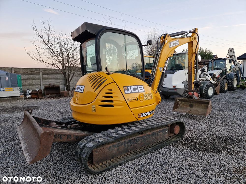 JCB 8050 - 2